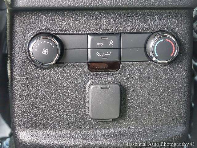 Ford Explorer 2017 photo 10